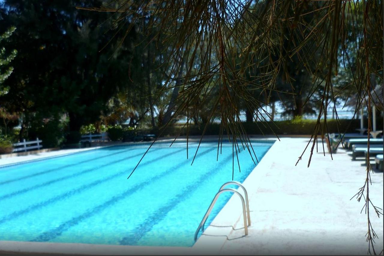 Diamarek Hotel Sur La Plage サンルイ エクステリア 写真