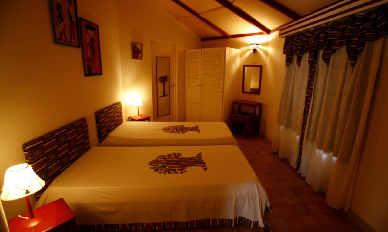 Diamarek Hotel Sur La Plage サンルイ エクステリア 写真