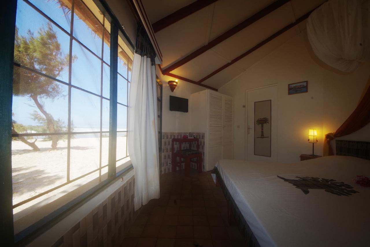 Diamarek Hotel Sur La Plage サンルイ エクステリア 写真