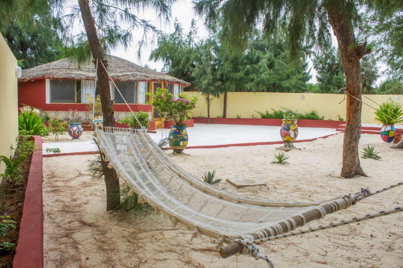 Diamarek Hotel Sur La Plage サンルイ エクステリア 写真