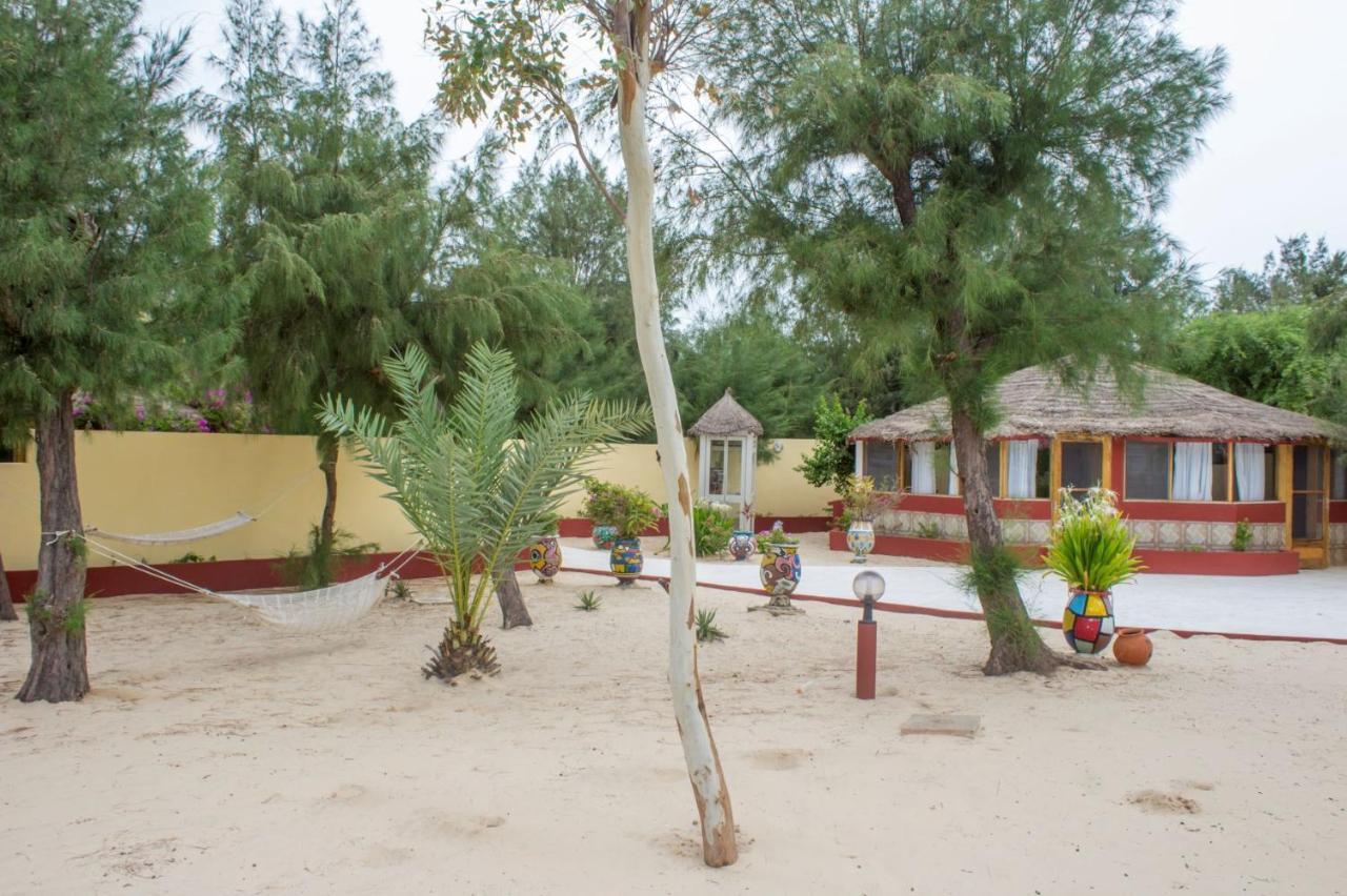 Diamarek Hotel Sur La Plage サンルイ エクステリア 写真