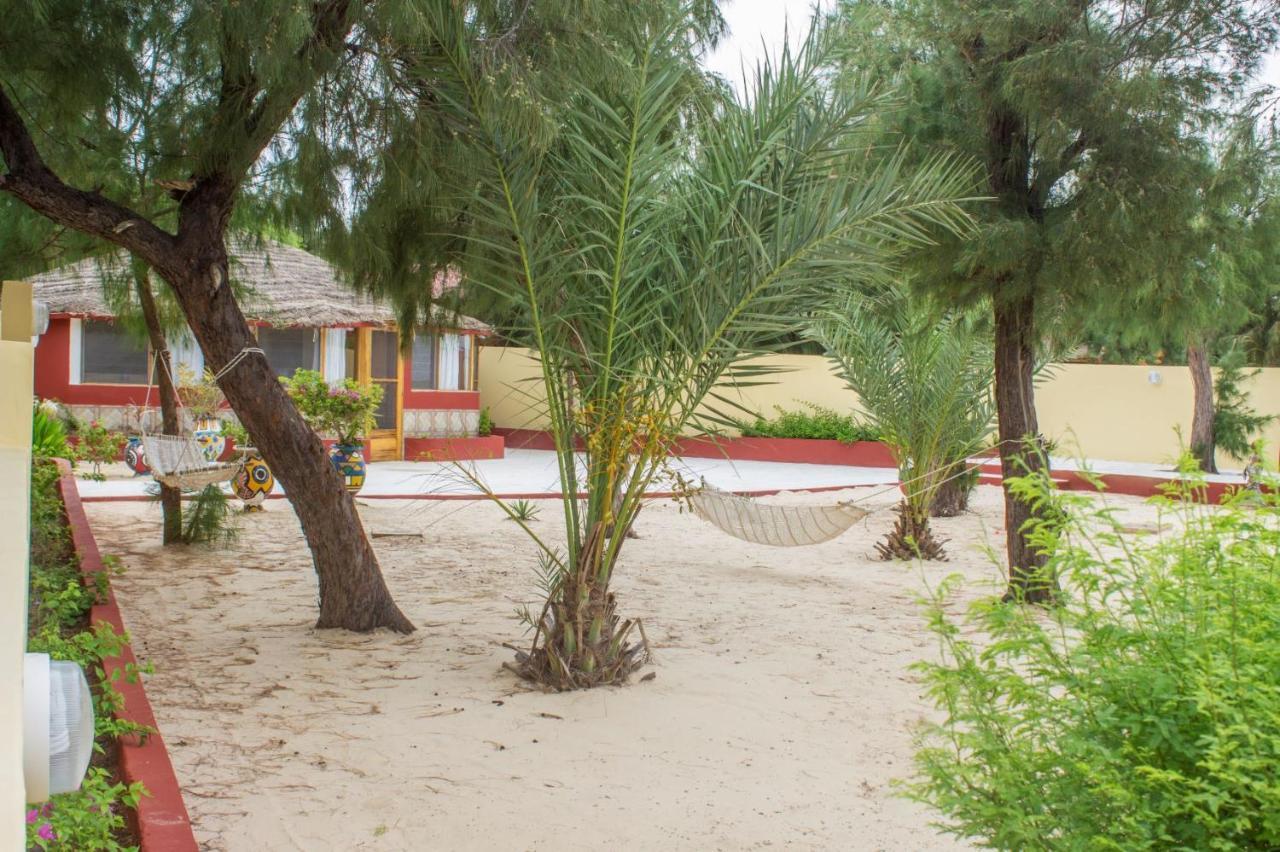 Diamarek Hotel Sur La Plage サンルイ エクステリア 写真