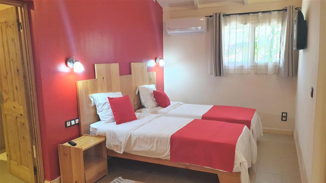 Diamarek Hotel Sur La Plage サンルイ エクステリア 写真